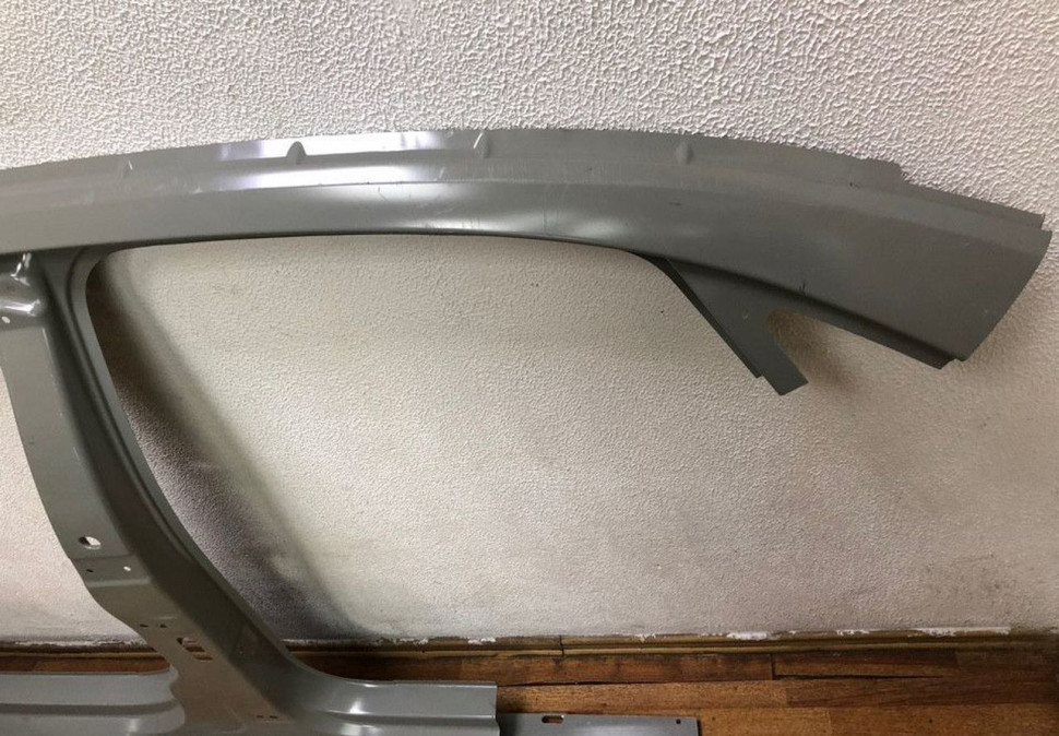 Боковина левая Volkswagen Polo 09- седан (нов. ориг) Боковина левая Volkswagen Polo 09- седан (нов. ориг)