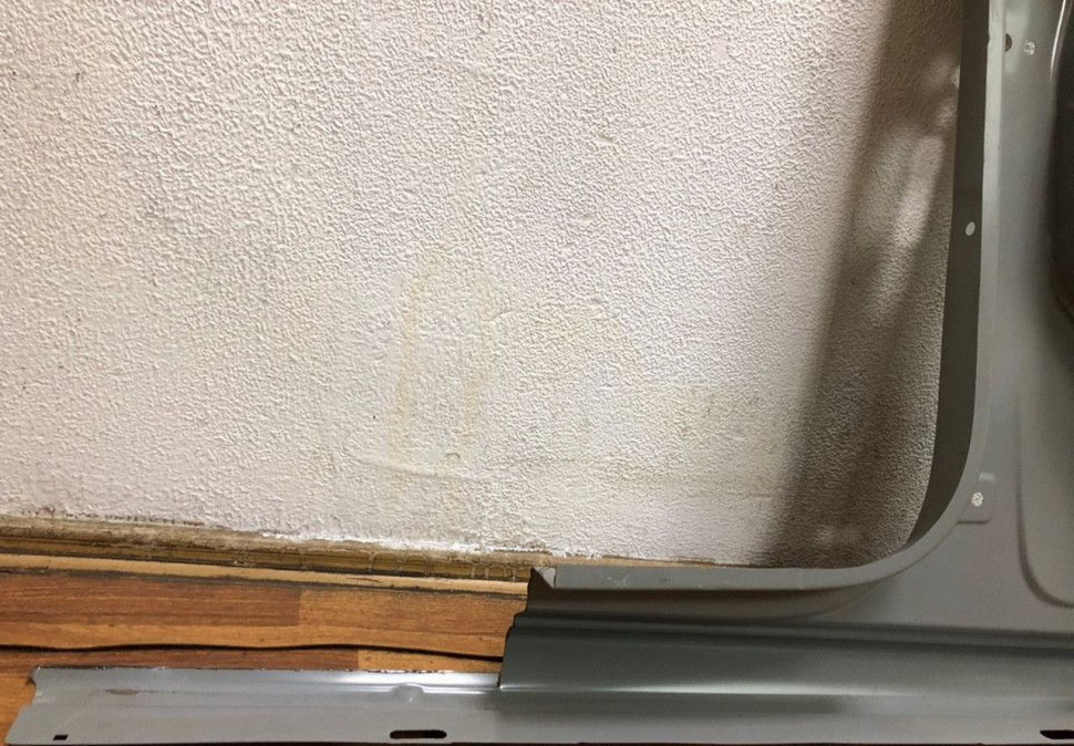 Боковина левая Volkswagen Polo 09- седан (нов. ориг) Боковина левая Volkswagen Polo 09- седан (нов. ориг)