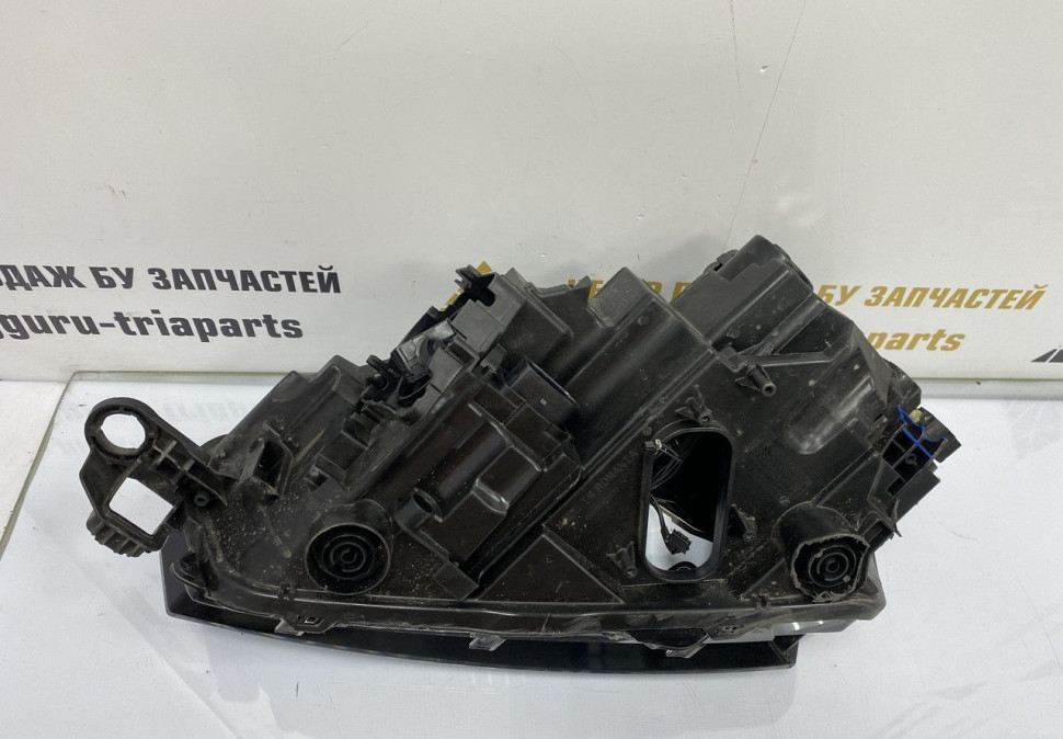 Фара ЛЭД LED правая Skoda Rapid 2 OEM 60U941020A Фара ЛЭД LED правая Skoda Rapid 2 OEM 60U941020A