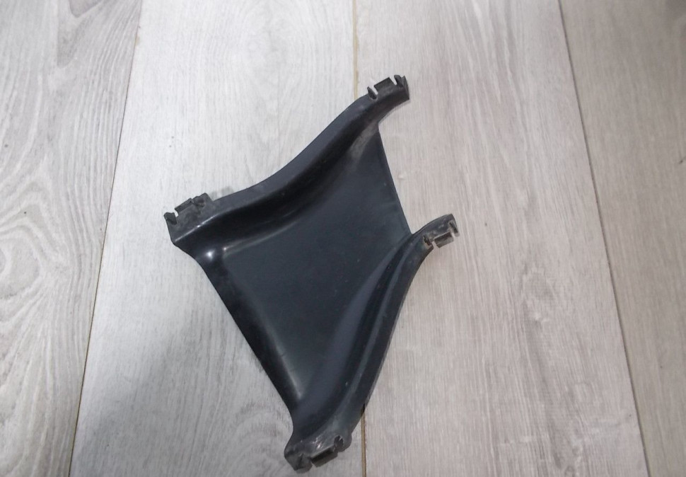 Воздушный канал правого крыла бу BMW X1 F48 M-Pack OEM 51118065478 Воздушный канал правого крыла бу BMW X1 F48 M-Pack OEM 51118065478