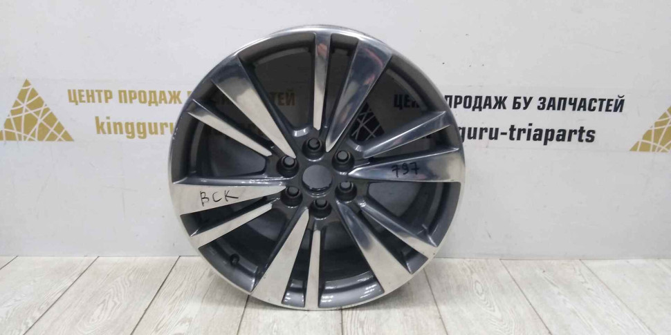 Диск литой R20 8.0J Cadillac XT5 2015 OEM 84121071