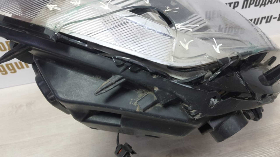 Фара правая LED Volkswagen Multivan T6 2015 Дорестайлинг Фара правая LED Volkswagen Multivan T6 2015 Дорестайлинг