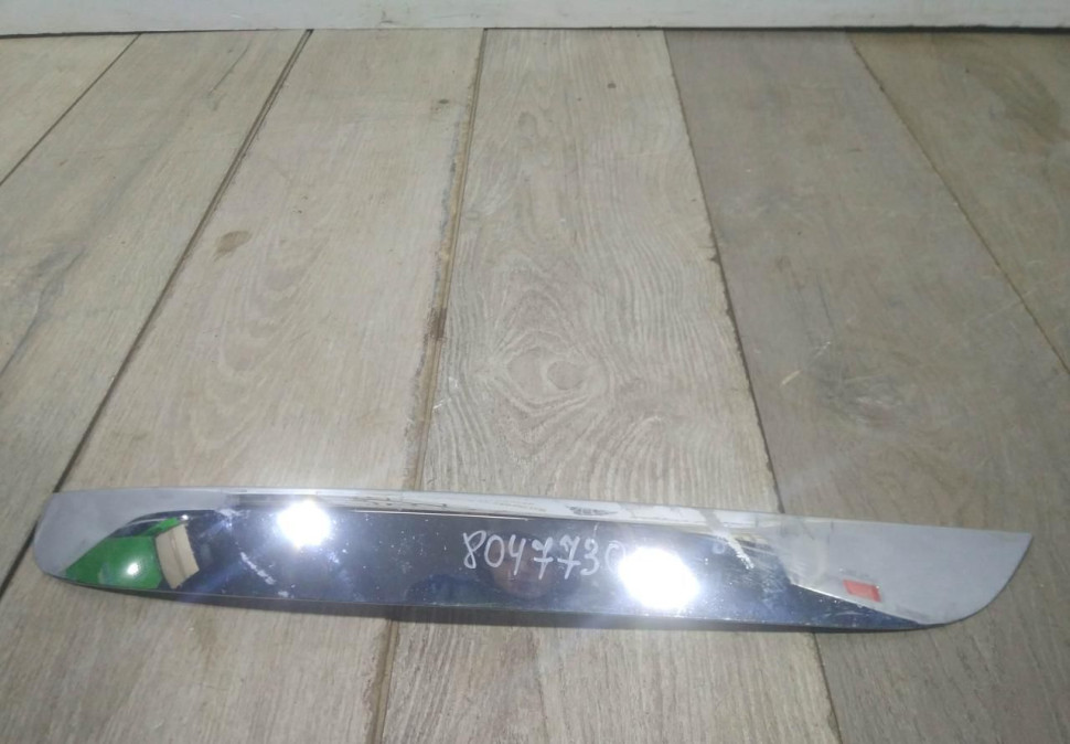 Молдинг заднего бампера правый бу BMW 7 F01 M-Pack OEM 51128047730