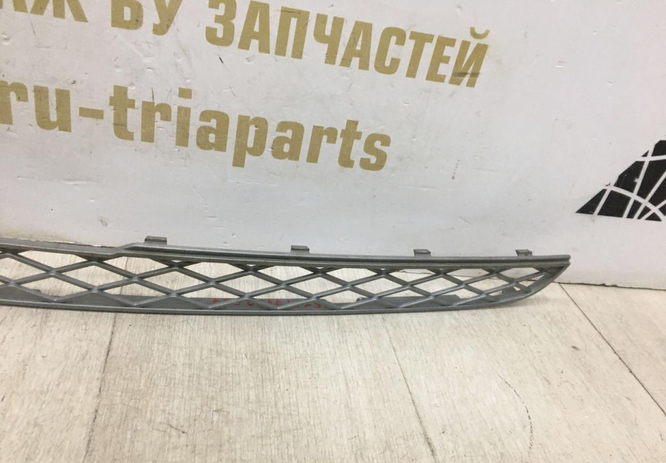 Решетка переднего бампера BMW X5 E70 OEM 51117159597 Решетка переднего бампера BMW X5 E70 OEM 51117159597