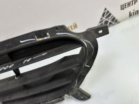 Решетка переднего бампера Hyundai Solaris 1 дорестайлинг OEM 865611R000