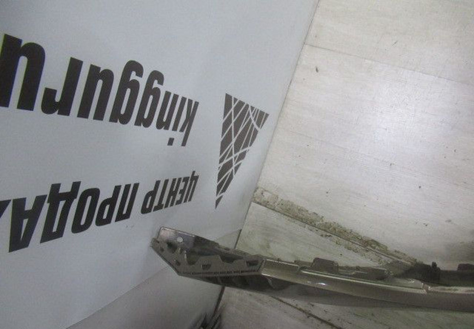 Бампер передний Volkswagen Touareg 3 oem 760807217 (после ремонта)