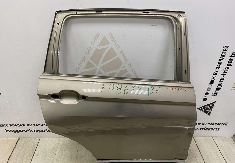 Дверь задняя правая Volkswagen Tiguan 2 2016 oem 5NA833056J