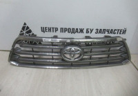 Решетка радиатора Toyota Highlander 2 oem 5311148110(скл-3)