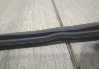 Молдинг стекла двери передний правый (бархотка) Renault Fluence OEM 808200162R