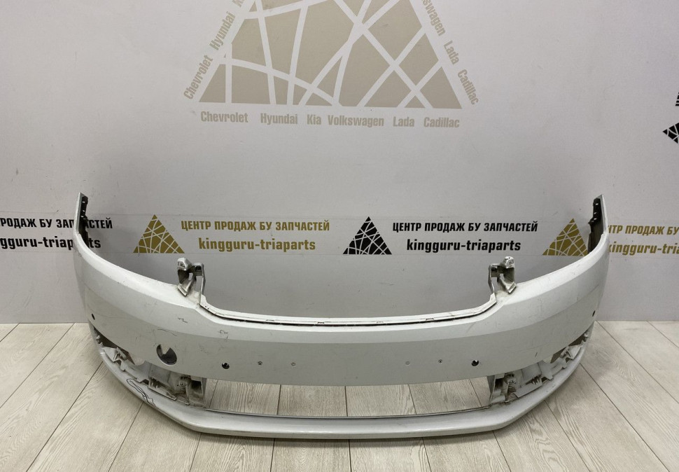 Бампер передний Skoda Rapid OEM 60U807221F