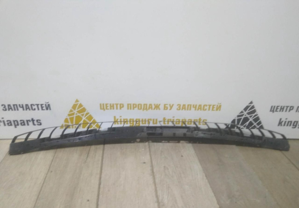 Кронштейн заднего бампера бу Skoda Kodiaq OEM 565807863
