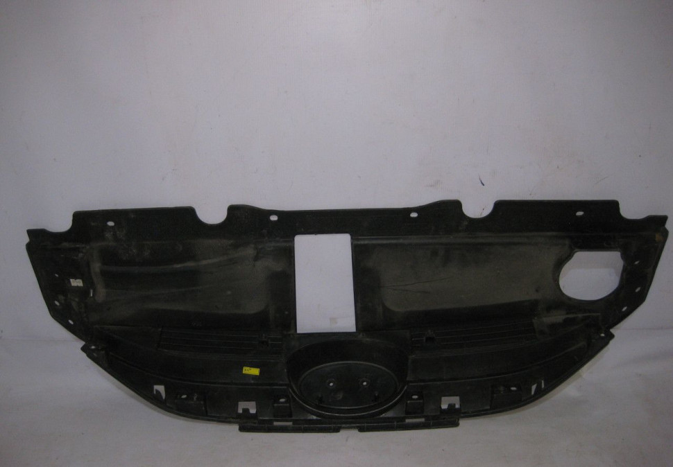 Решетка радиатора Hyundai ix35 oem 863512y000 (скл-3) Решетка радиатора Hyundai ix35 oem 863512y000 (скл-3)