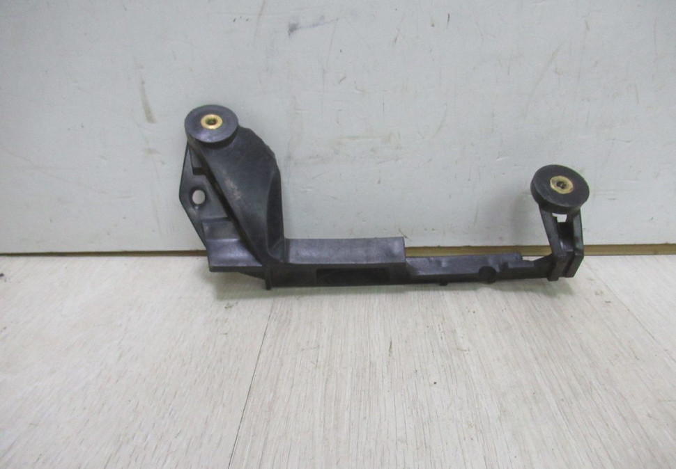 Направляющая стекла двери задняя правая Chevrolet Aveo T250/T255 oem 96585525 Направляющая стекла двери задняя правая Chevrolet Aveo T250/T255 oem 96585525