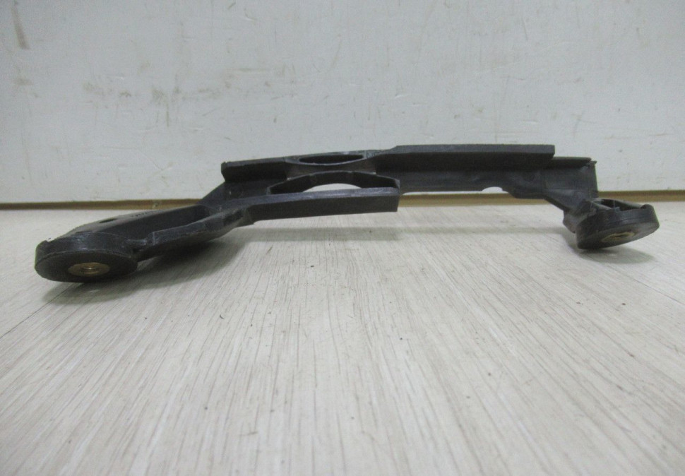 Направляющая стекла двери задняя правая Chevrolet Aveo T250/T255 oem 96585525 Направляющая стекла двери задняя правая Chevrolet Aveo T250/T255 oem 96585525