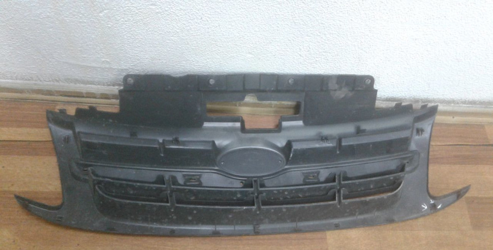 Решетка радиатора Lada Granta oem 21902103056 (скл-3) Решетка радиатора Lada Granta oem 21902103056 (скл-3)