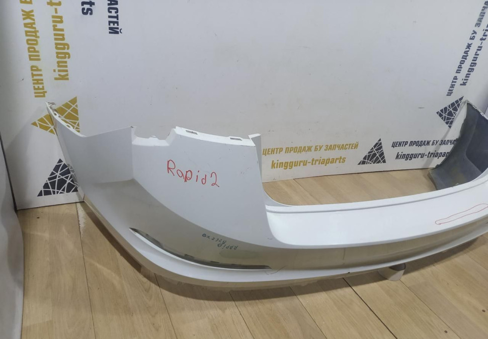 Бампер задний бу Skoda Rapid 2 OEM 60U807421D