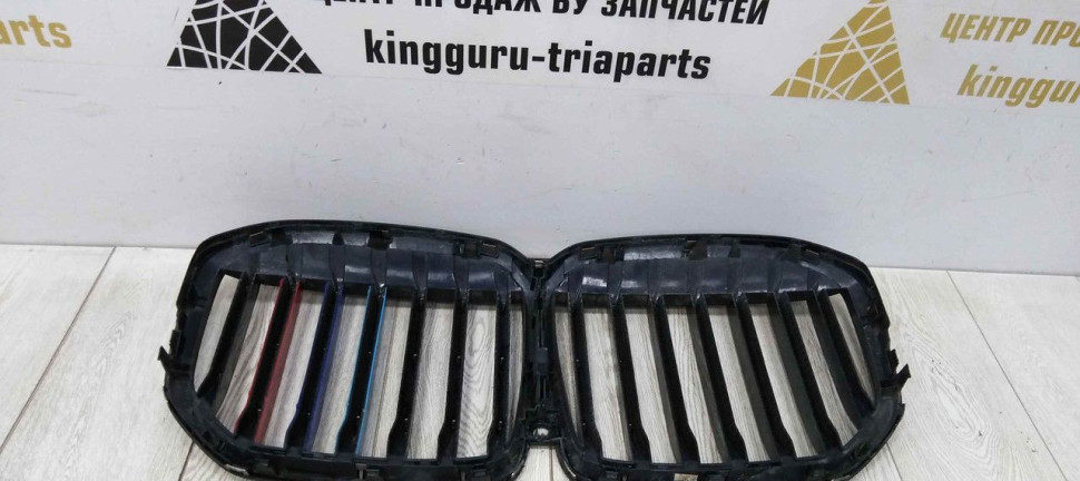 Решетка радиатора BMW X7 G07 OEM 51138094566 Решетка радиатора BMW X7 G07 OEM 51138094566