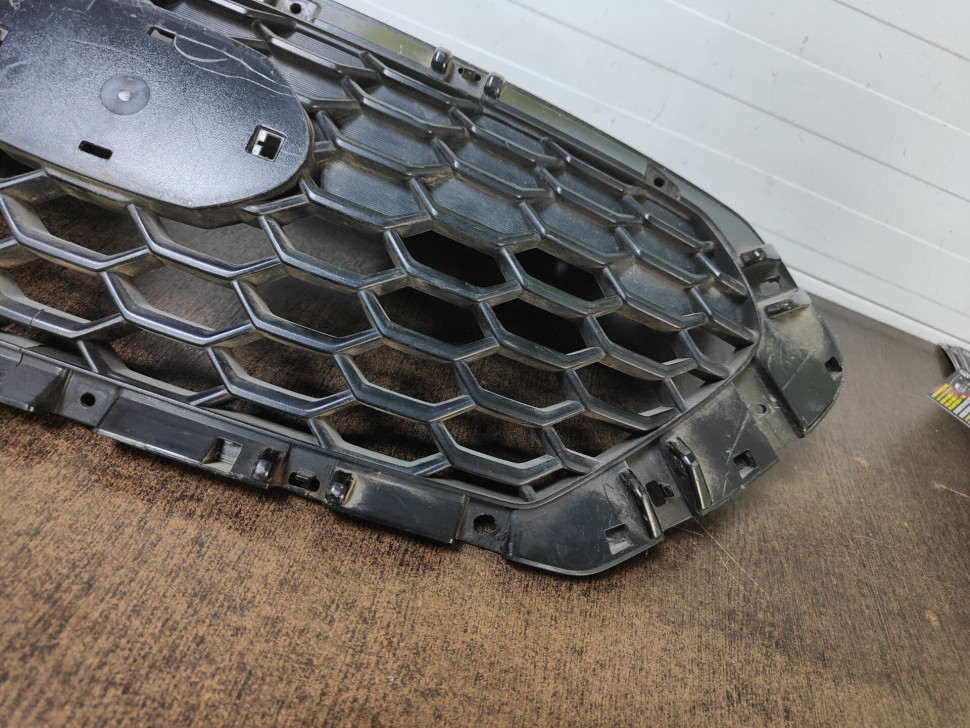 Решетка радиатора бу Datsun MiDo OEM 21972803056