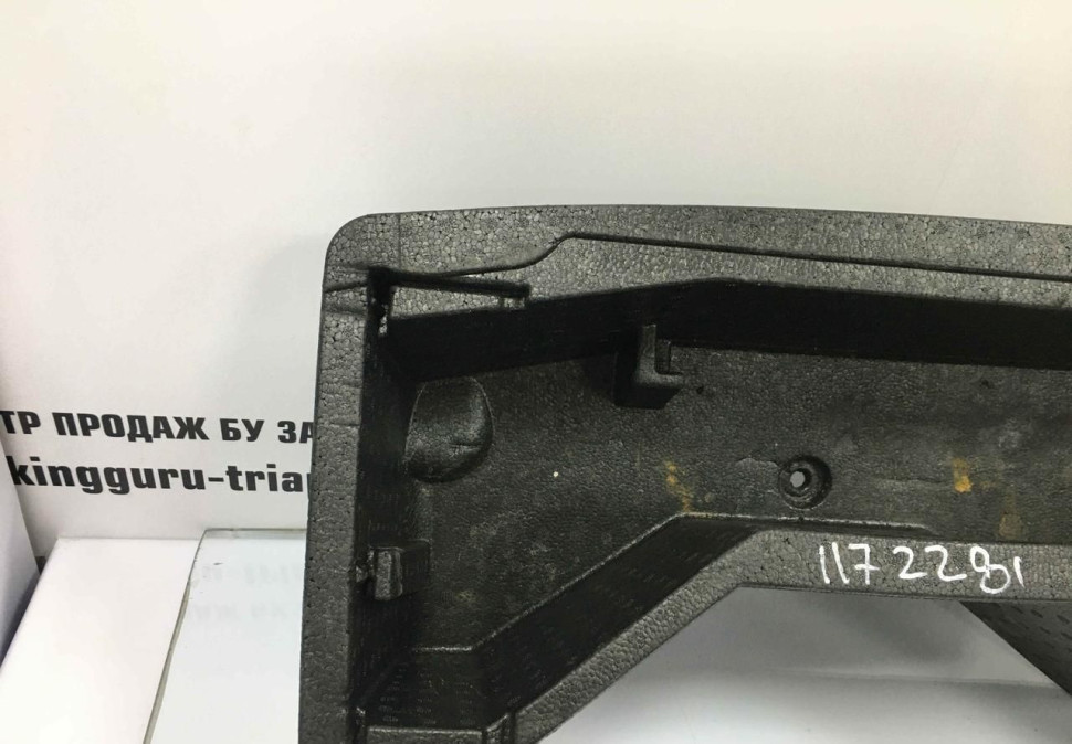 Ящик для инструментов в багажник Skoda Rapid oem 60U863957