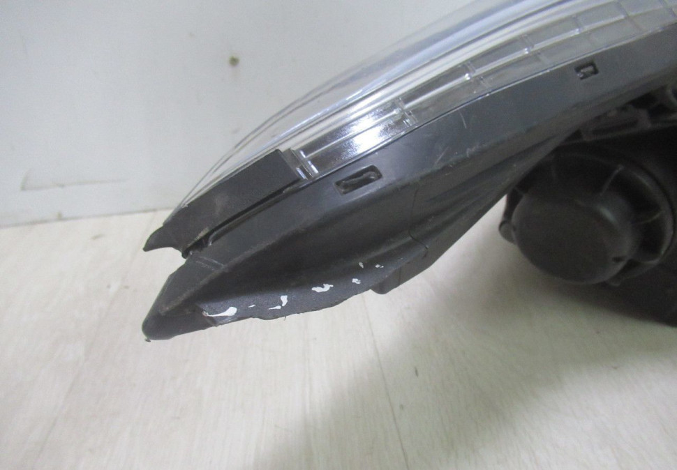 Фара левая (галоген, диодная ) Hyundai Creta oem 92101m0100 (сл. все крп.)(сл.чь в корп)(скл-3)