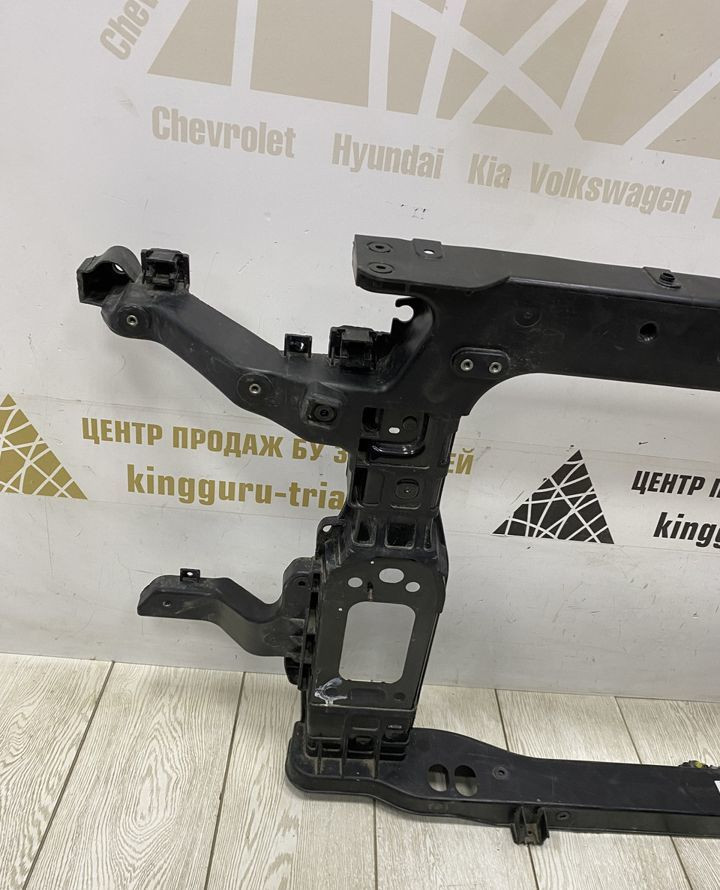 Панель передняя Hyuudai Santa Fe 4 2018 oem 64101S1000 Панель передняя Hyuudai Santa Fe 4 2018 oem 64101S1000