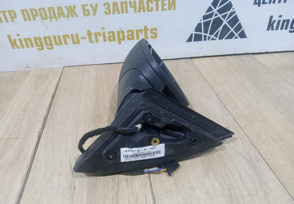 Корпус зеркала левый 6 пин бу Skoda Rapid рестайлинг OEM 5JB857501J Корпус зеркала левый 6 пин бу Skoda Rapid рестайлинг OEM 5JB857501J