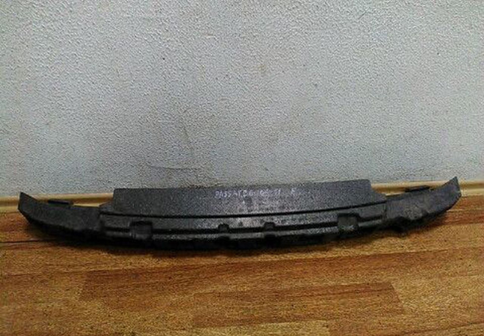 Абсорбер переднего бампера Volkswagen Passat B6 (06-11) oem 3c0807248c