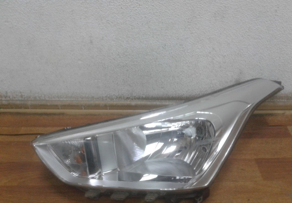 Фара левая (галоген) Hyundai Creta oem 92101m0000