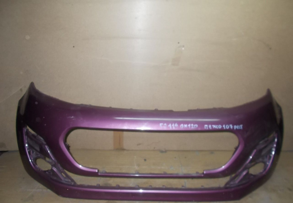 Бампер передний бу Peugeot 107 рестайлинг OEM 52119OH120 (скл-7)