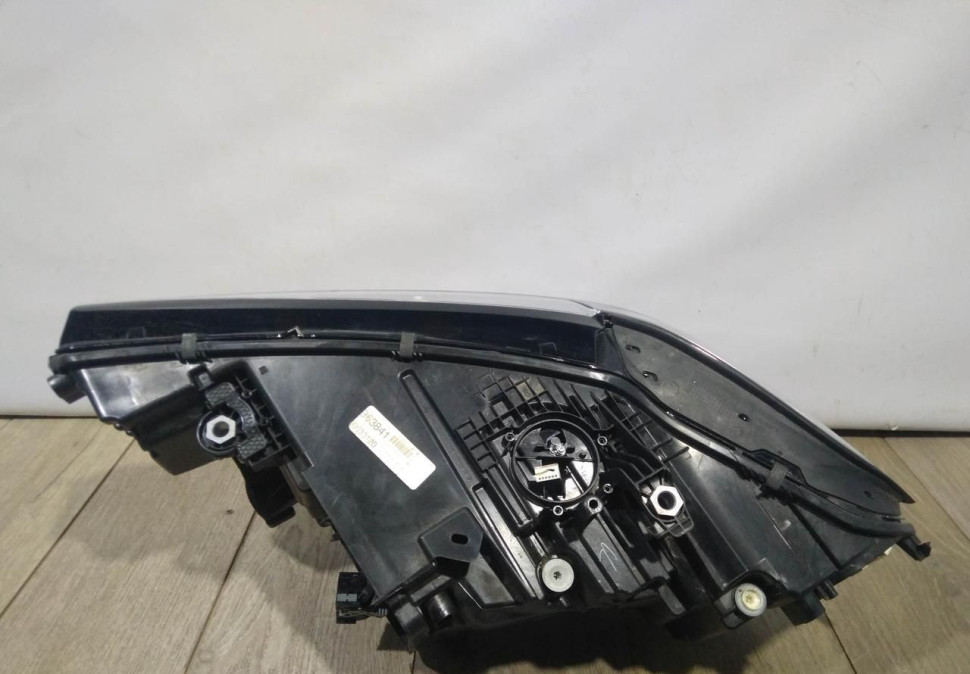 Фара ЛЭД LED адаптивная правая бу BMW X7 G07 OEM 63117933318 Фара ЛЭД LED адаптивная правая бу BMW X7 G07 OEM 63117933318