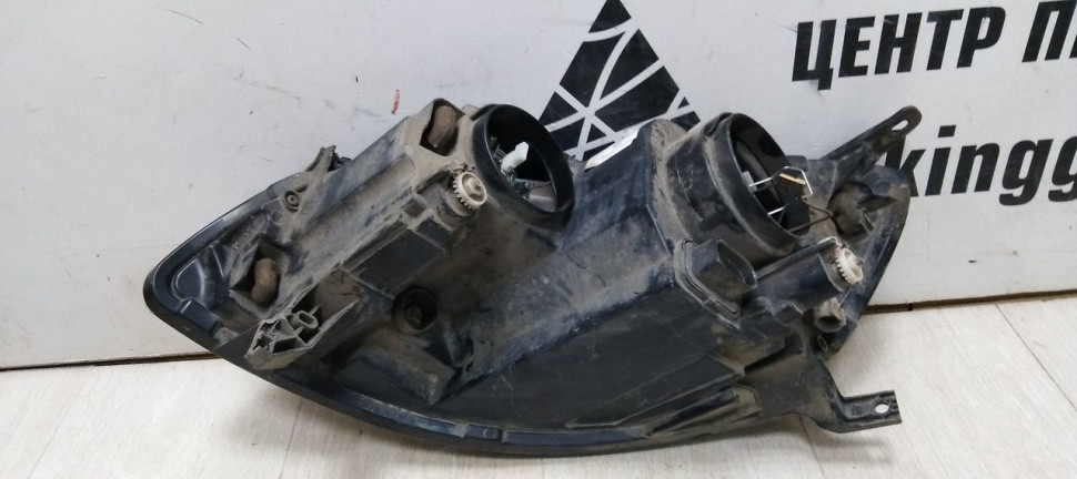 Фара правая Lada Kalina 2 (13-18) oem 21920371101000 (скл-3) Фара правая Lada Kalina 2 (13-18) oem 21920371101000 (скл-3)