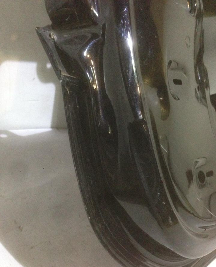 Крышка багажника Volkswagen Touareg NF oem 7P6827025 (скл-3) Крышка багажника Volkswagen Touareg NF oem 7P6827025 (скл-3)