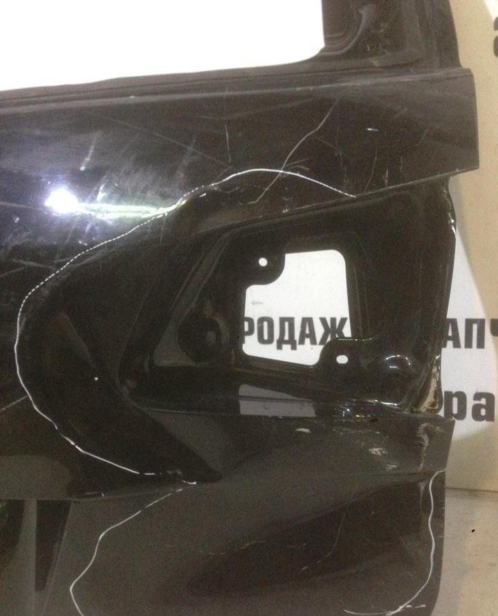 Крышка багажника Volkswagen Touareg NF oem 7P6827025 (скл-3) Крышка багажника Volkswagen Touareg NF oem 7P6827025 (скл-3)