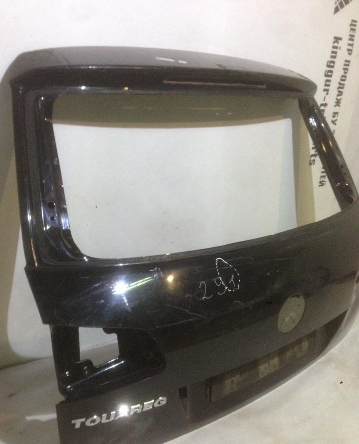 Крышка багажника Volkswagen Touareg NF oem 7P6827025 (скл-3) Крышка багажника Volkswagen Touareg NF oem 7P6827025 (скл-3)