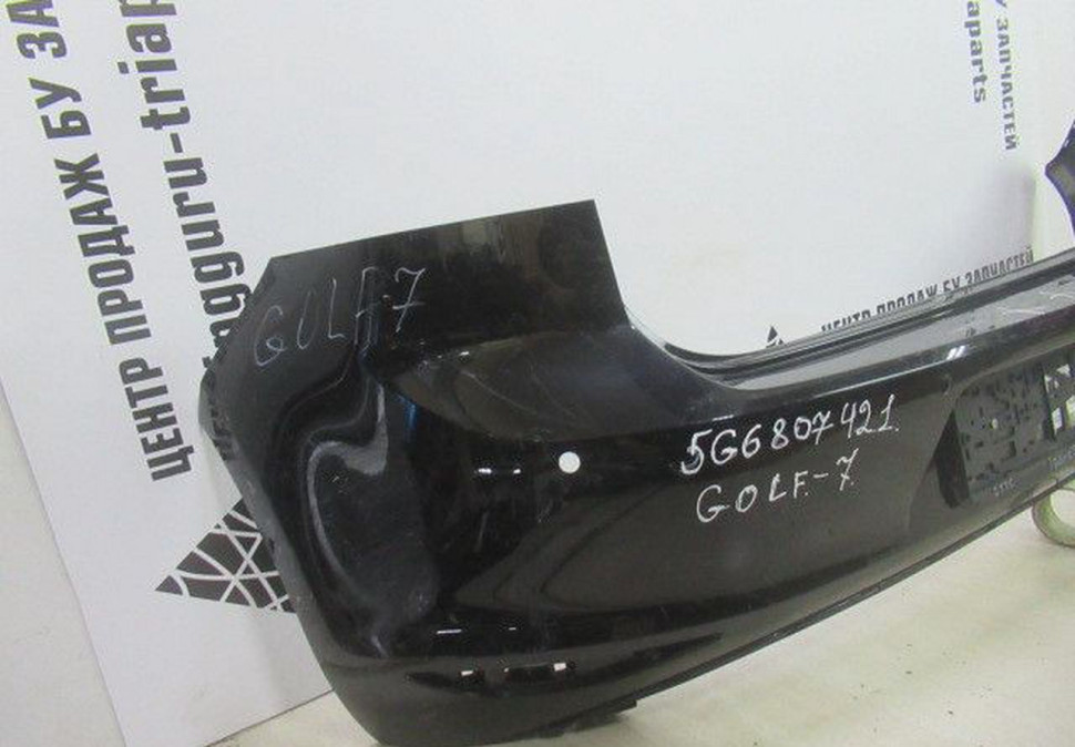 Бампер задний Volkswagen Golf 7 oem 5g6807421b (после ремонта) Бампер задний Volkswagen Golf 7 oem 5g6807421b (после ремонта)