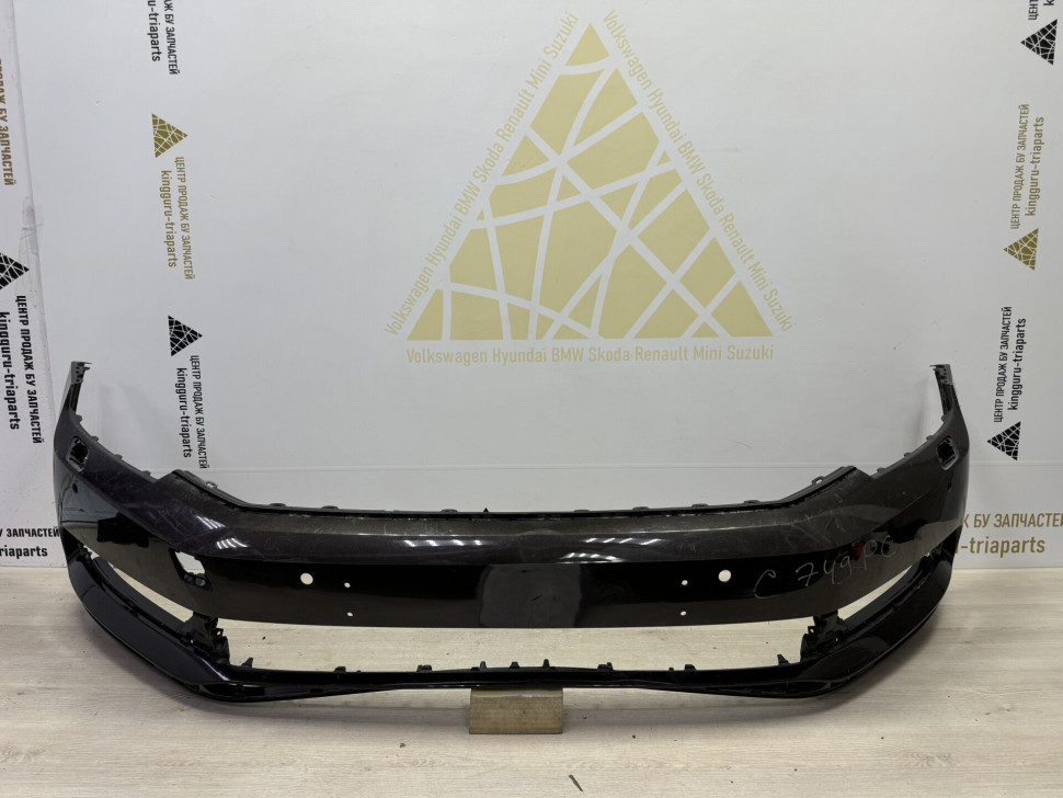 Бампер передний Volkswagen Passat B8 дорестайлинг 2015 OEM 3G0807221