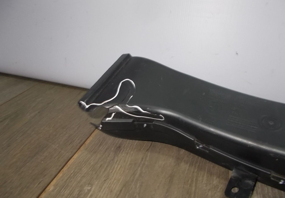 Воздуховод тормозов правый бу BMW 4 F32 M-Pack OEM 51748054530