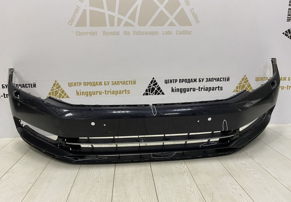 Бампер передний Volkswagen Passat B8 2015 oem 3G0807221