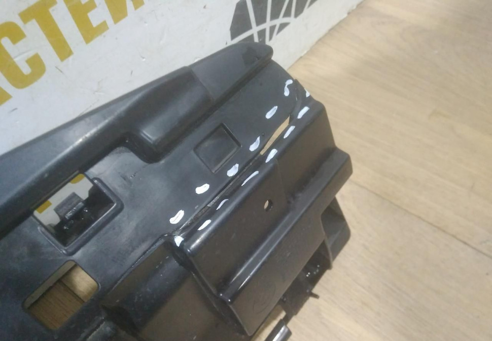 Кронштейн заднего бампера нижний бу BMW 4 F32 OEM 51127432632