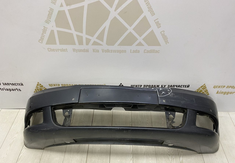 Бампер передний Skoda Octavia A5 OEM 1Z0807221M Бампер передний Skoda Octavia A5 OEM 1Z0807221M