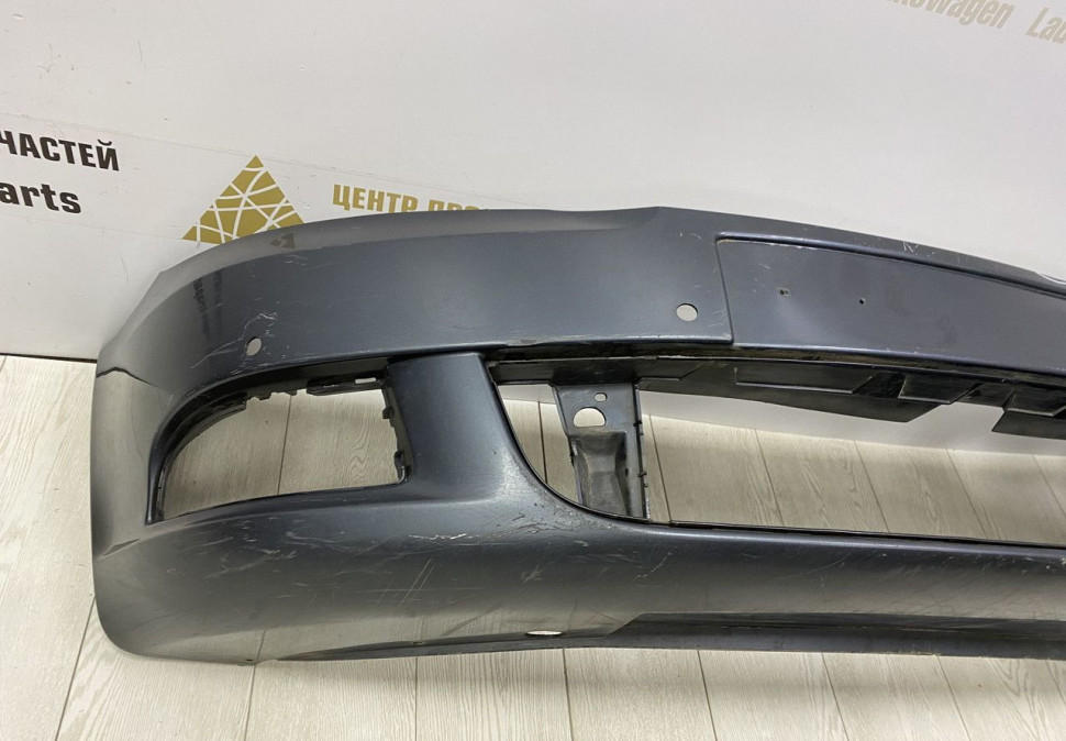 Бампер передний Skoda Octavia A5 OEM 1Z0807221M Бампер передний Skoda Octavia A5 OEM 1Z0807221M