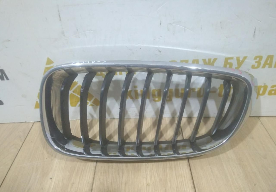 Решетка радиатора левая бу BMW 3 F34 GT OEM 51137294803