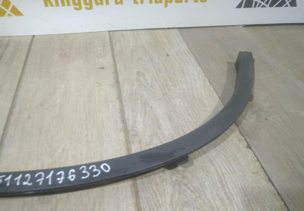 Молдинг крыла задний правый бу BMW X6 E71 OEM 51127176330