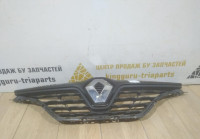 Решетка радиатора бу Renault Kaptur OEM 623109428R
