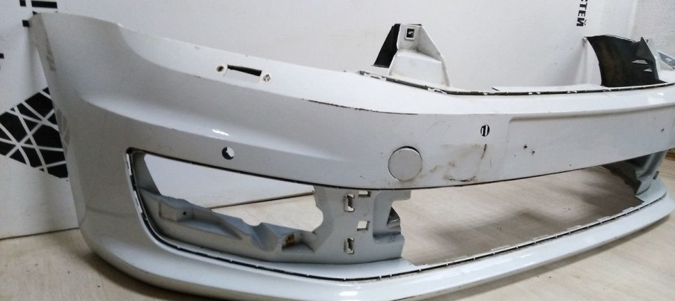 Бампер передний Volkswagen Polo 5 рест oem 6RU807221A