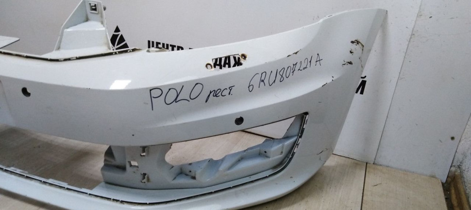 Бампер передний Volkswagen Polo 5 рест oem 6RU807221A