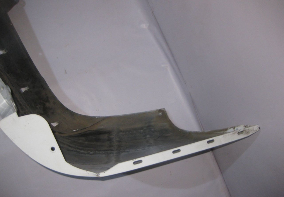 Бампер задний Lada Vesta oem 8450006699 (скл-3) Бампер задний Lada Vesta oem 8450006699 (скл-3)