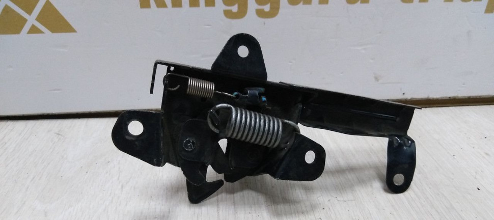 Замок капота Kia Rio 3 oem 811304Y000
