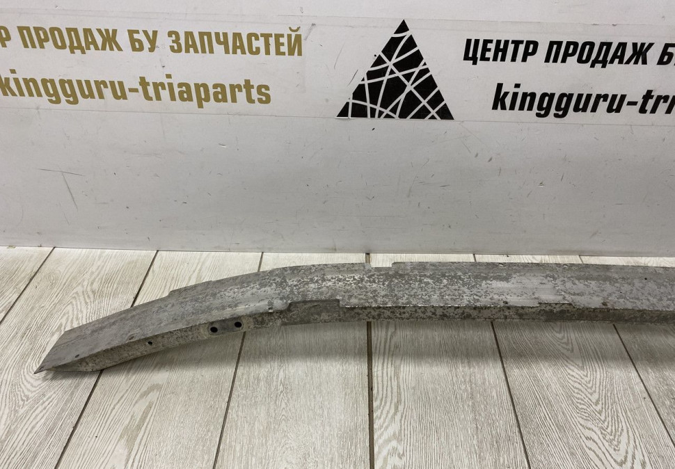Усилитель переднего бампера BMW 5 F10 OEM 51117200705 Усилитель переднего бампера BMW 5 F10 OEM 51117200705