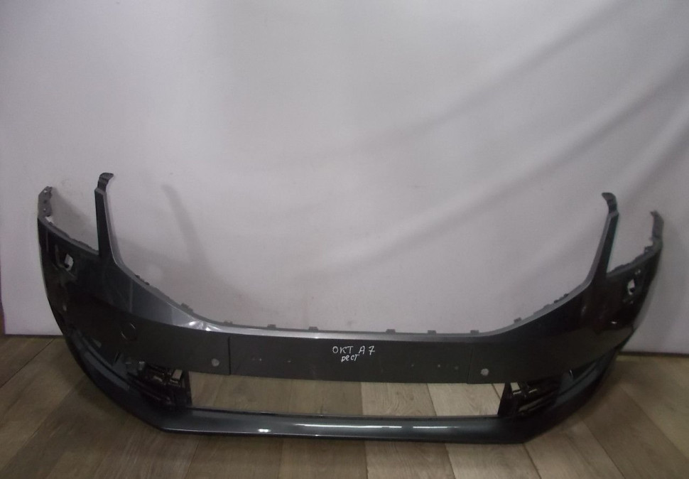 Бампер передний бу Skoda Octavia A7 рестайлинг OEM 5EU807221F